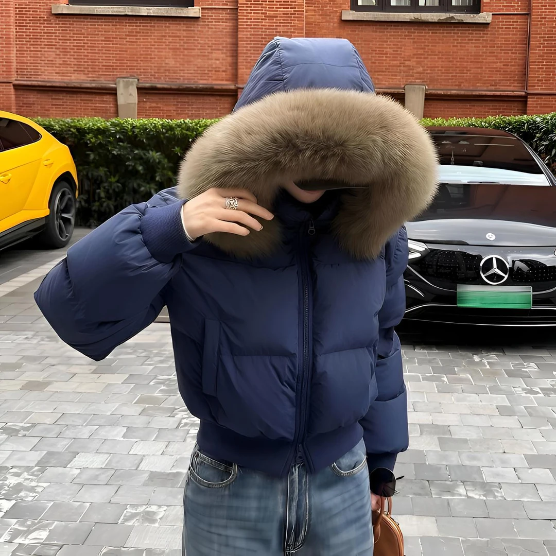 羽绒服冬季短款女收腰白鸭绒连帽新款狐狸毛毛领外套-XZTZML