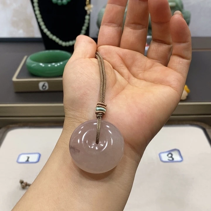 东陵石未镶嵌颈饰