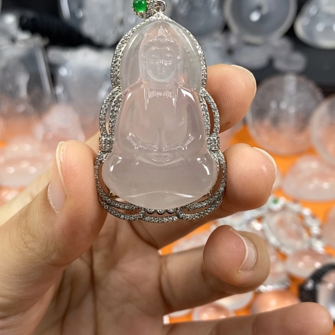 石英质玉未镶嵌颈饰