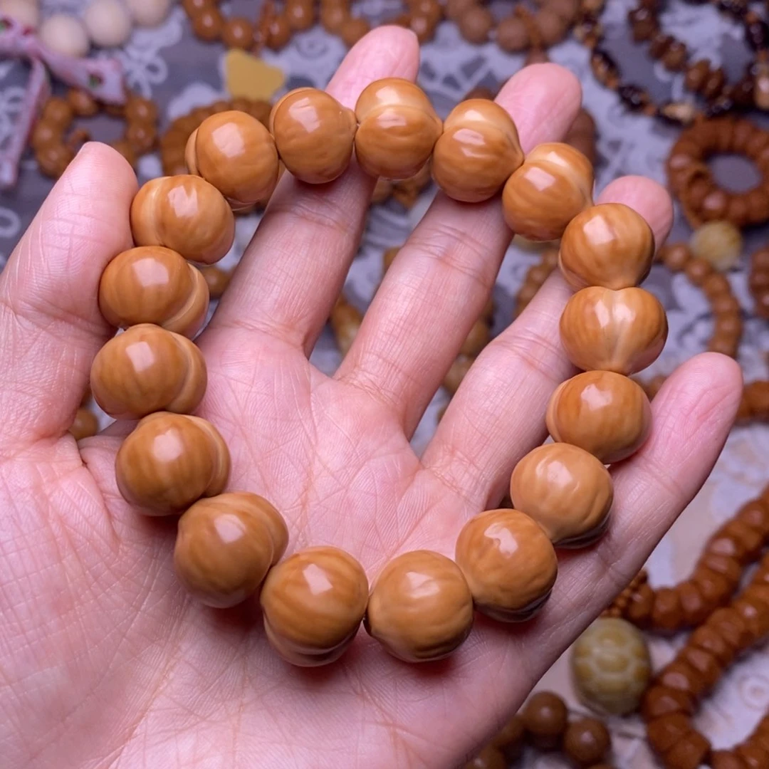 手串猴头核桃柯基屁桃