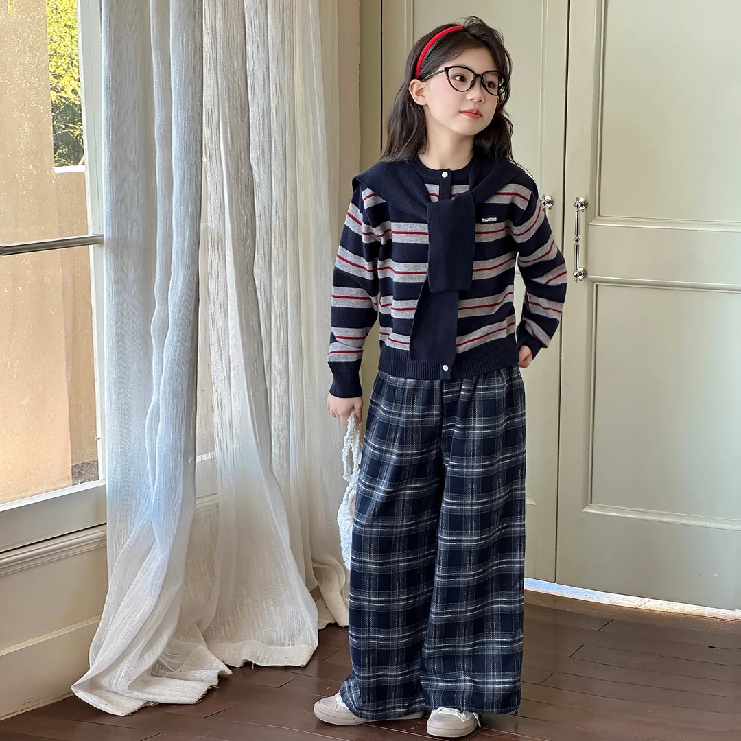 女大童女童2025新款秋季潮流披肩毛衣开衫套装搭配时尚格子阔腿裤