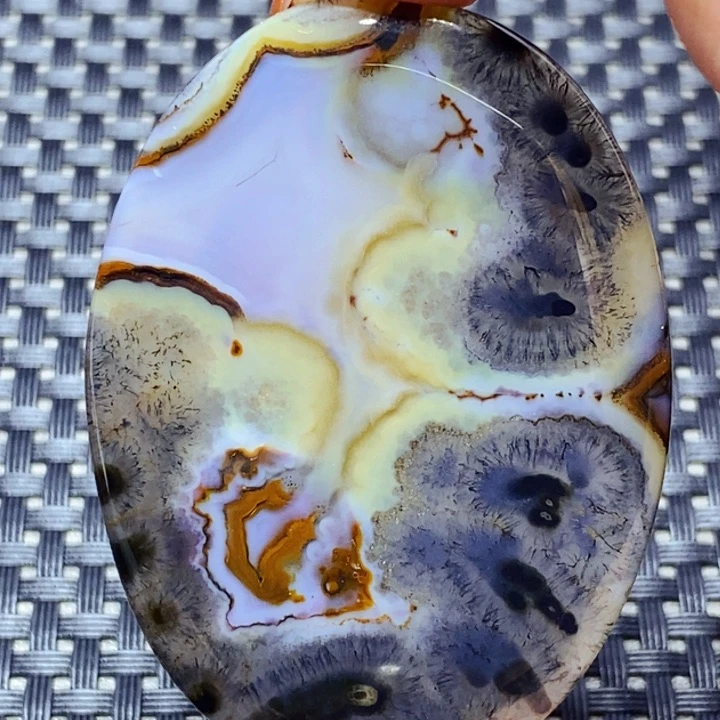 玛瑙/玉髓颈饰未镶嵌黑**生