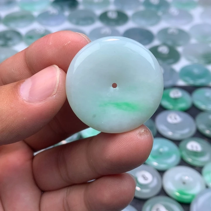 翡翠未镶嵌颈饰缅甸天然A货翡翠33.8-6.3