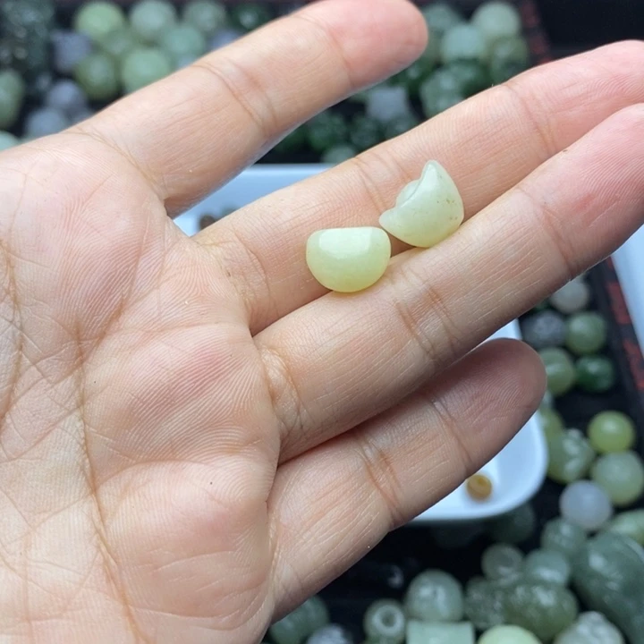 和田玉未镶嵌颈饰不退不换