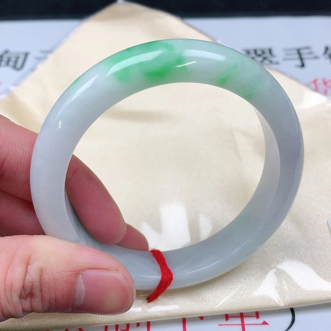 翡翠手镯未镶嵌圈56