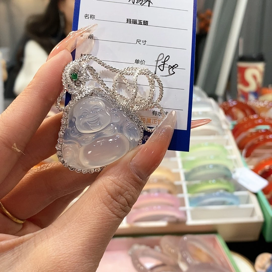 玛瑙/玉髓手镯未镶嵌