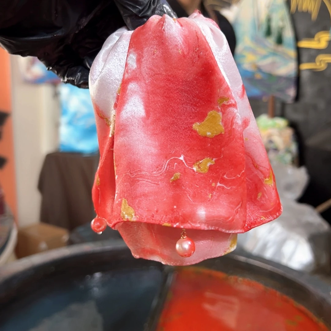 378红金裙摆抓夹