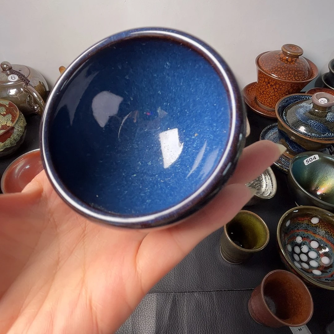 茶盏我在等我们领导吃饭哦嘛