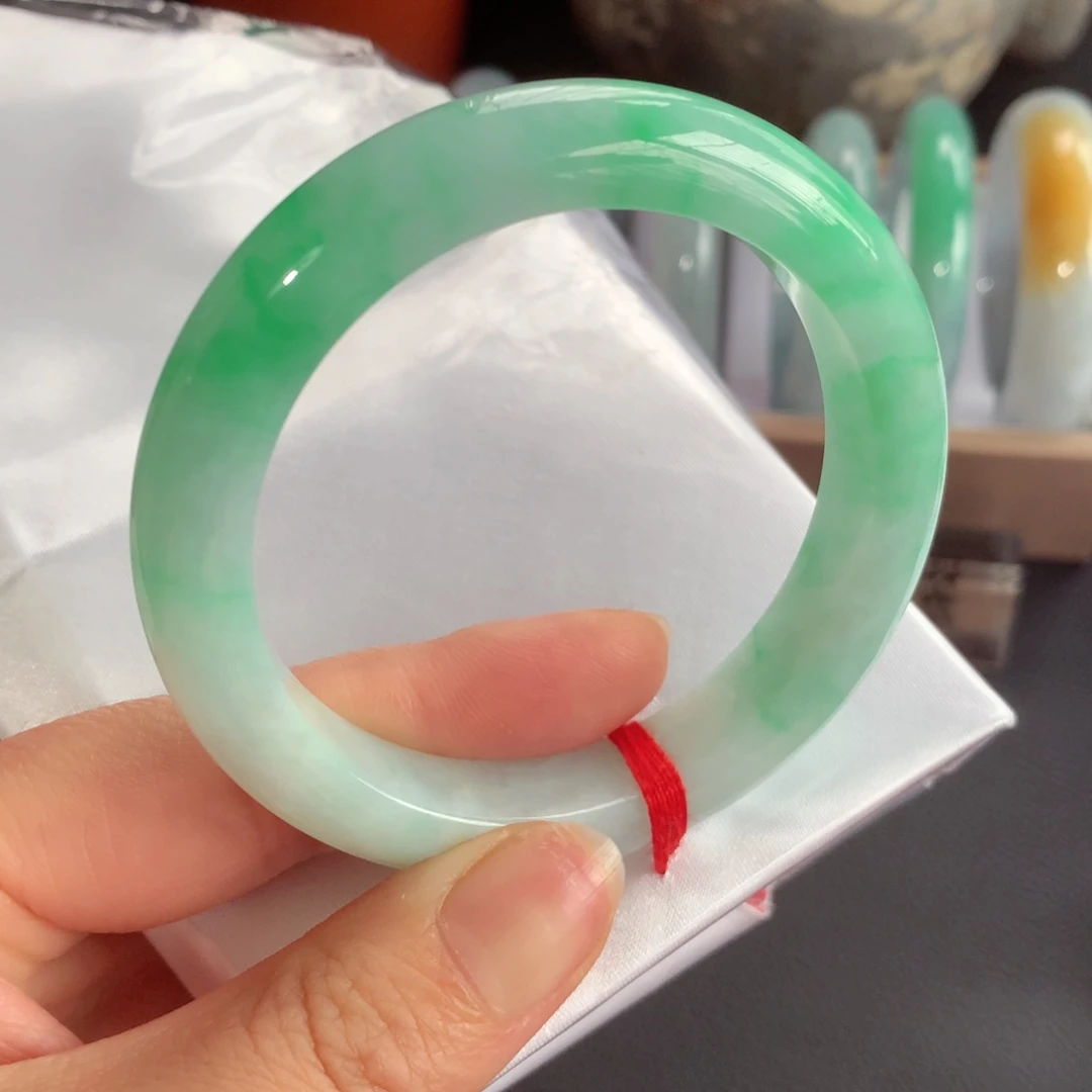 翡翠手镯未镶嵌7号