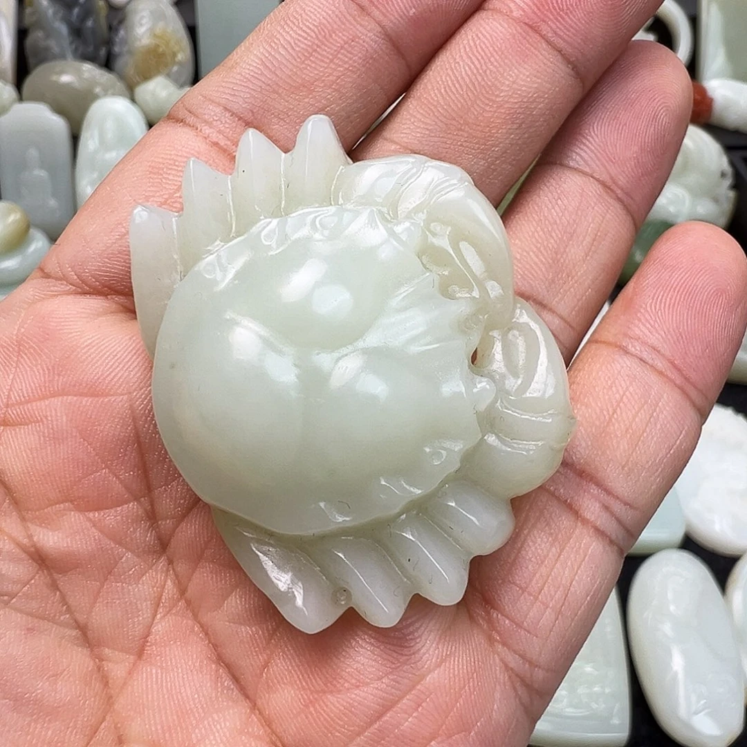 和田玉未镶嵌颈饰