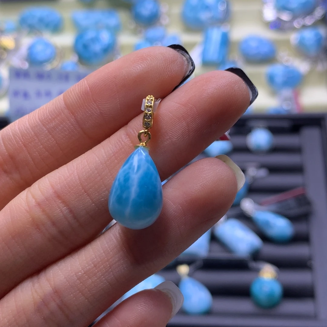 针钠钙石（海纹石）未镶嵌颈饰水滴吊坠色差略异