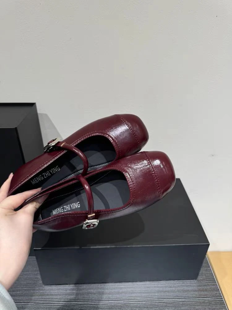 法式复古玛丽珍一字扣带浅口单鞋