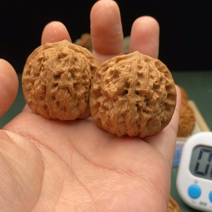 文玩核桃把件40尺全品房山龙脉