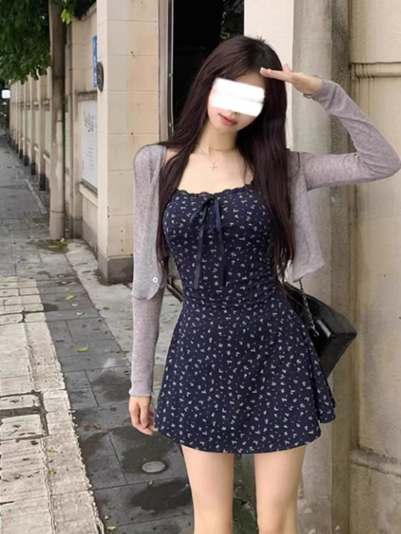 法式碎花吊带连衣裙女夏季2025新款小个子新款出行套装连衣裙