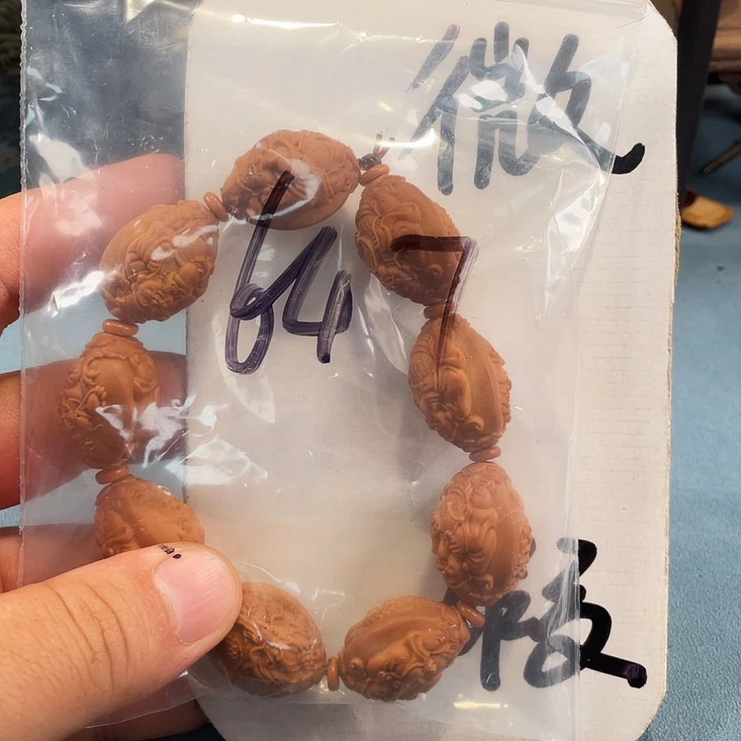 橄榄核其他橄榄核雕工艺手串 瑕疵介意勿拍