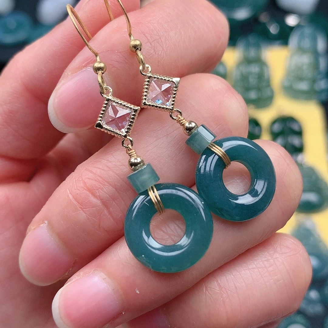 翡翠吊坠(不含链)未镶嵌吊坠