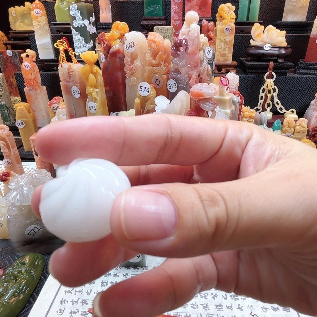寿山石其他小笼包