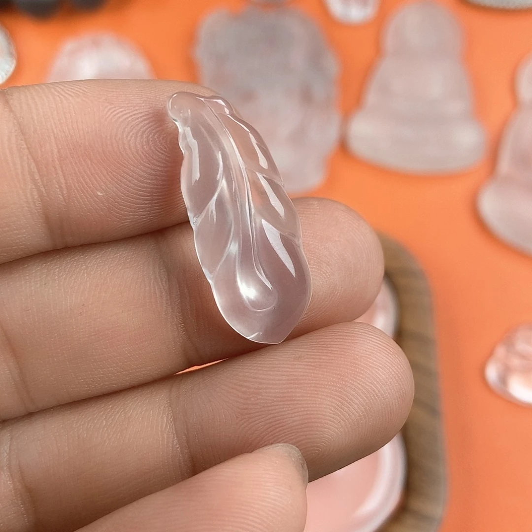 石英质玉颈饰未镶嵌