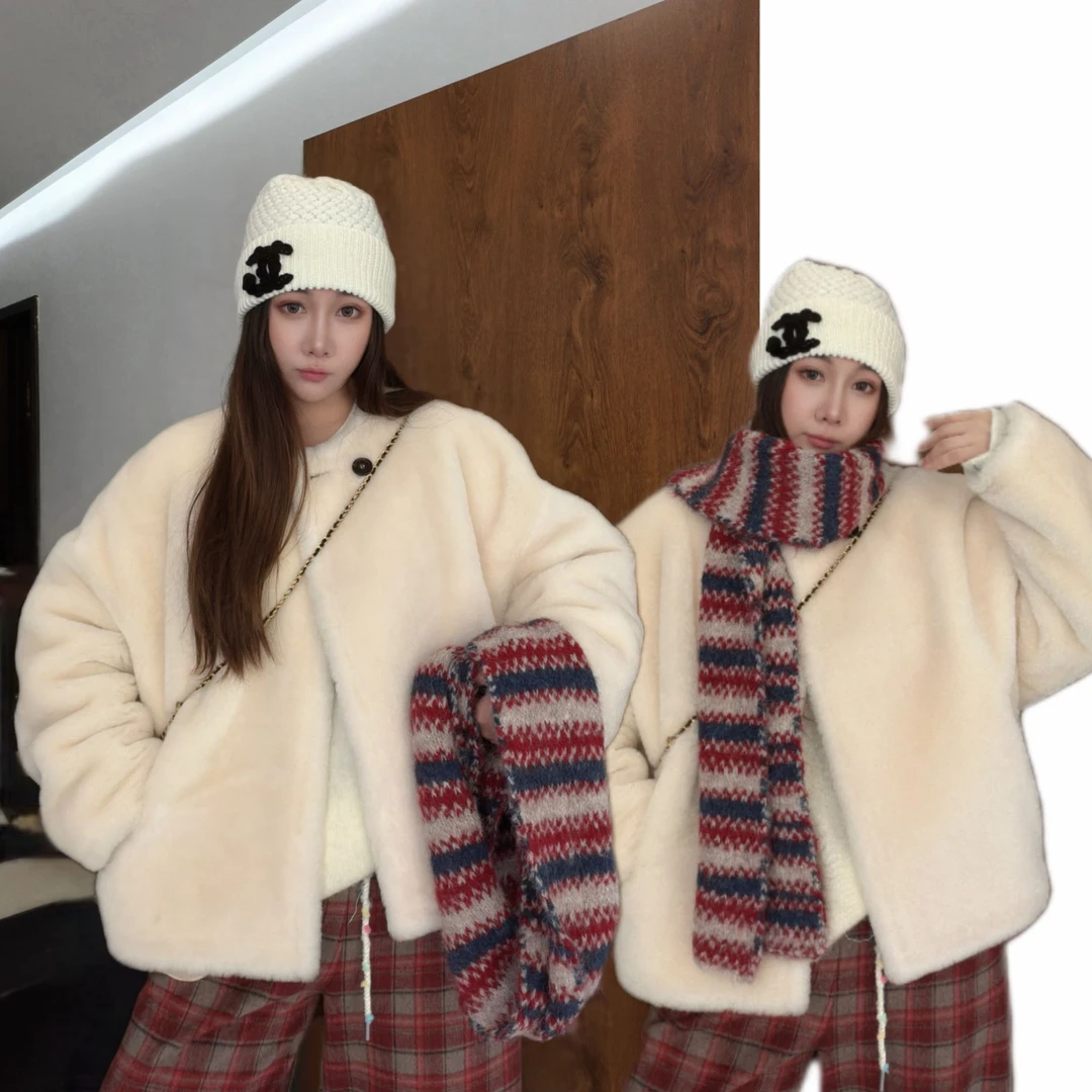 HERDERS 短款圆领皮毛一体外套 52303