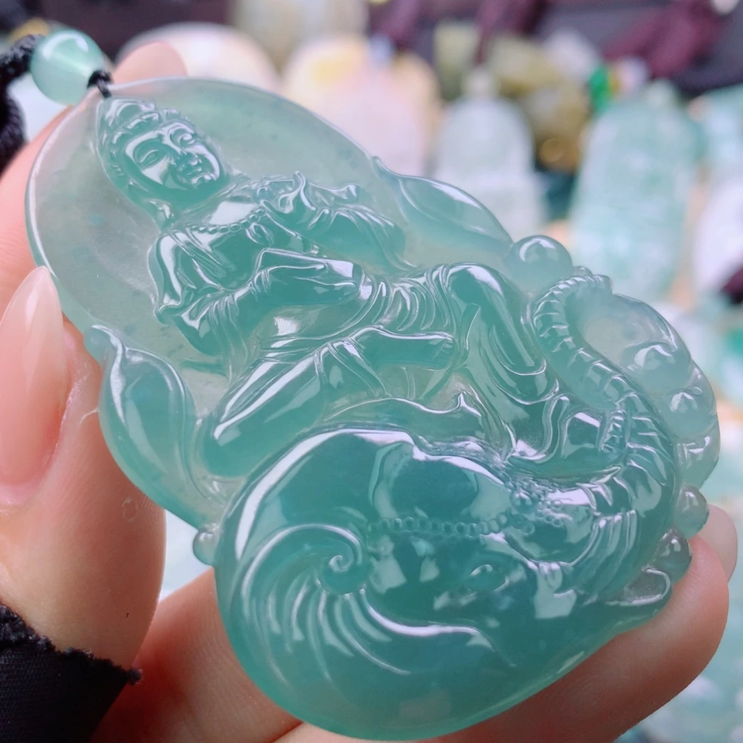 翡翠未镶嵌颈饰翡翠吊坠