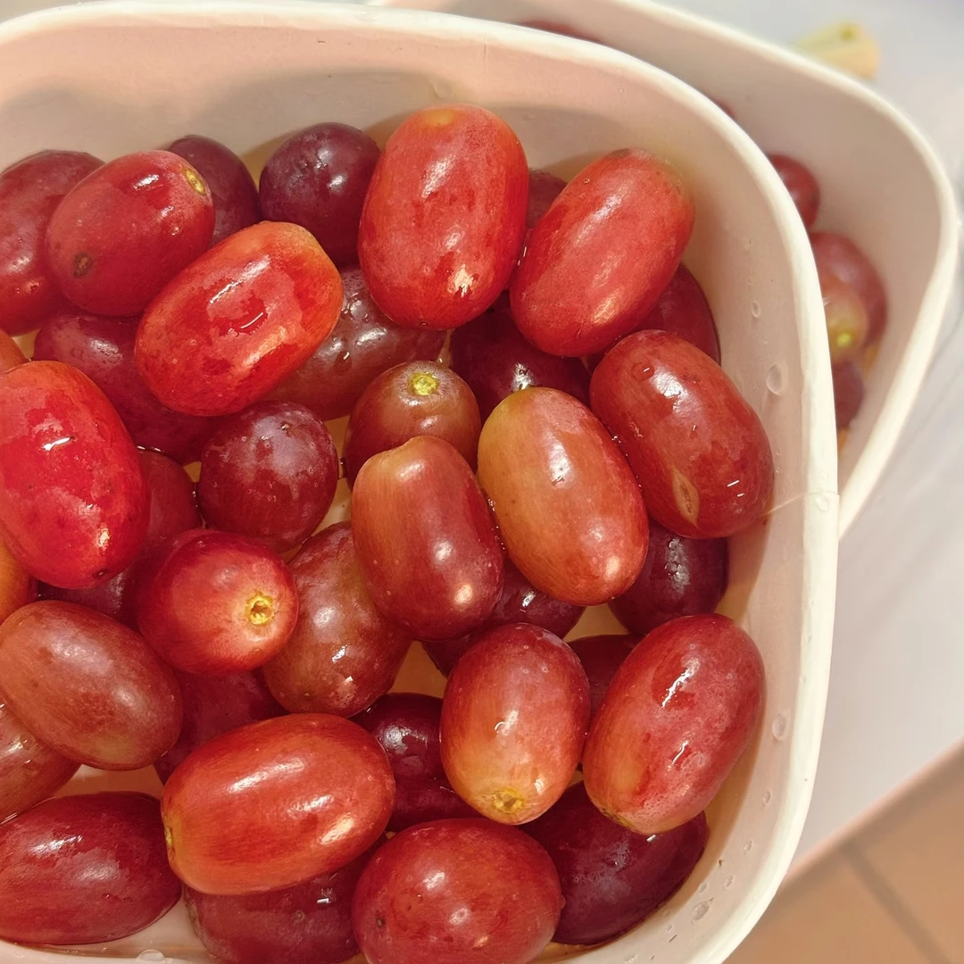 果切鲜果切克伦生红宝石葡萄500克一份