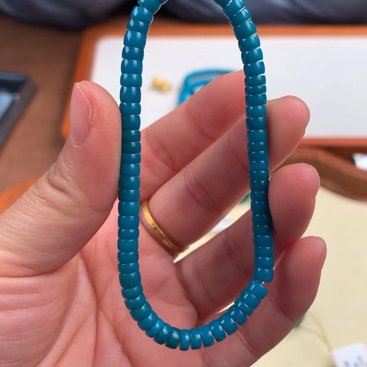 绿松石配饰未镶嵌