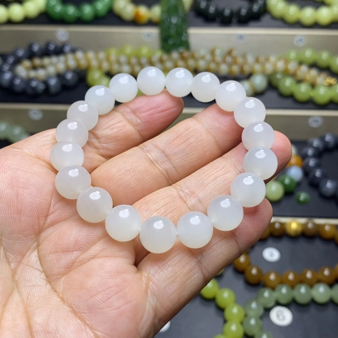 和田玉未镶嵌手串