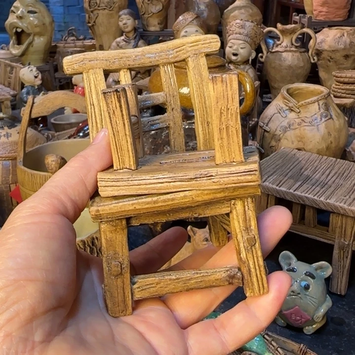 玖***六手工雕刻陶瓷摆件