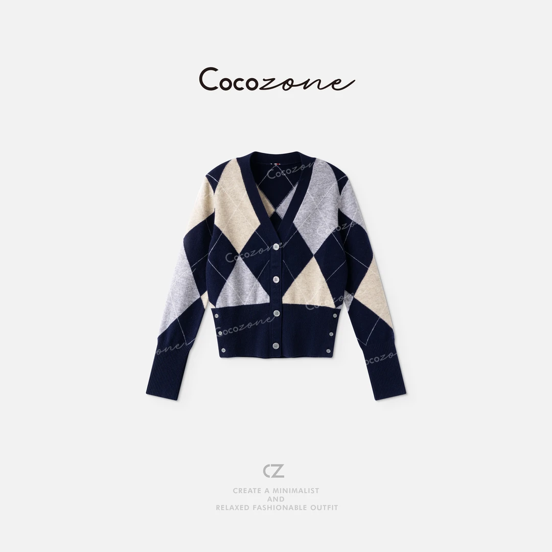 COCO ZONE 刘一一 【100绵羊毛】经典菱形格纹毛织上衣 CD2A1597