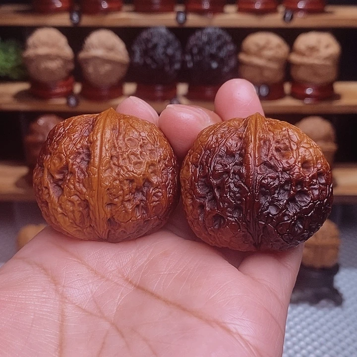 文玩核桃把件七彩元宝8