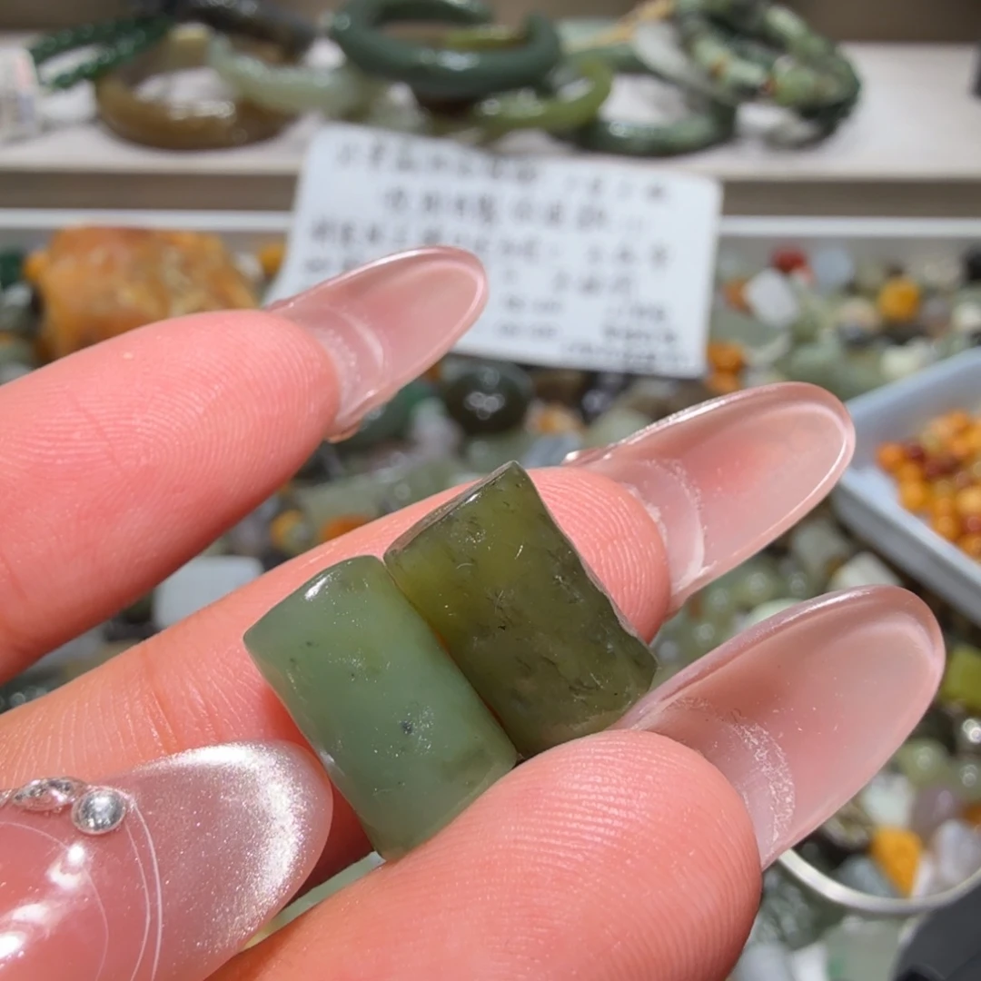 和田玉未镶嵌珠宝奇石