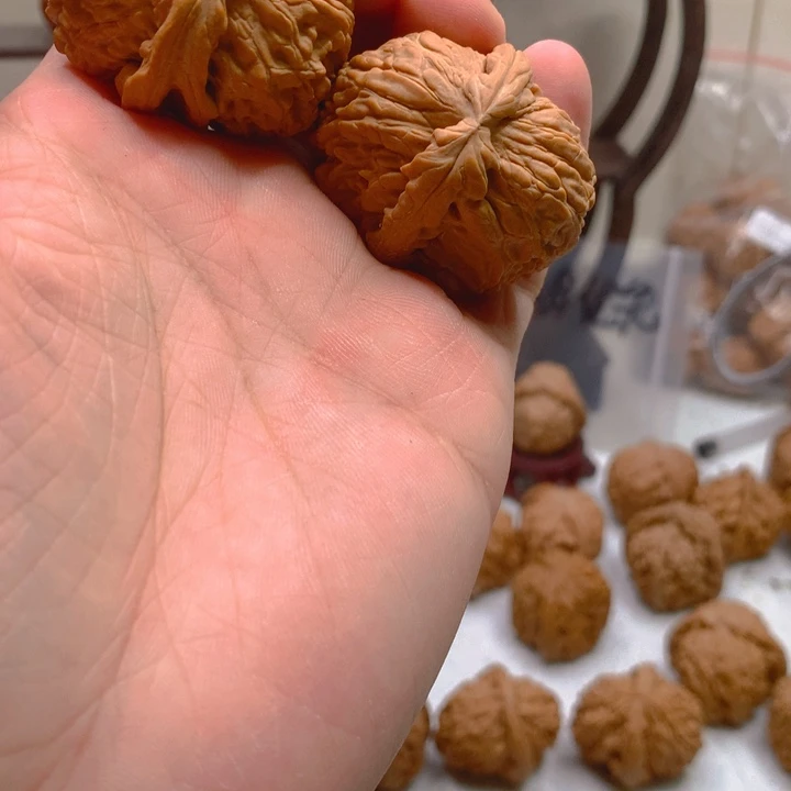 大***齐吊坠文玩核桃白狮子生命源