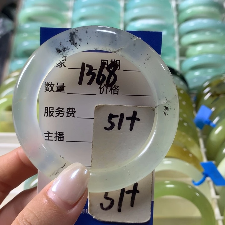 蛇纹石玉未镶嵌手镯1368