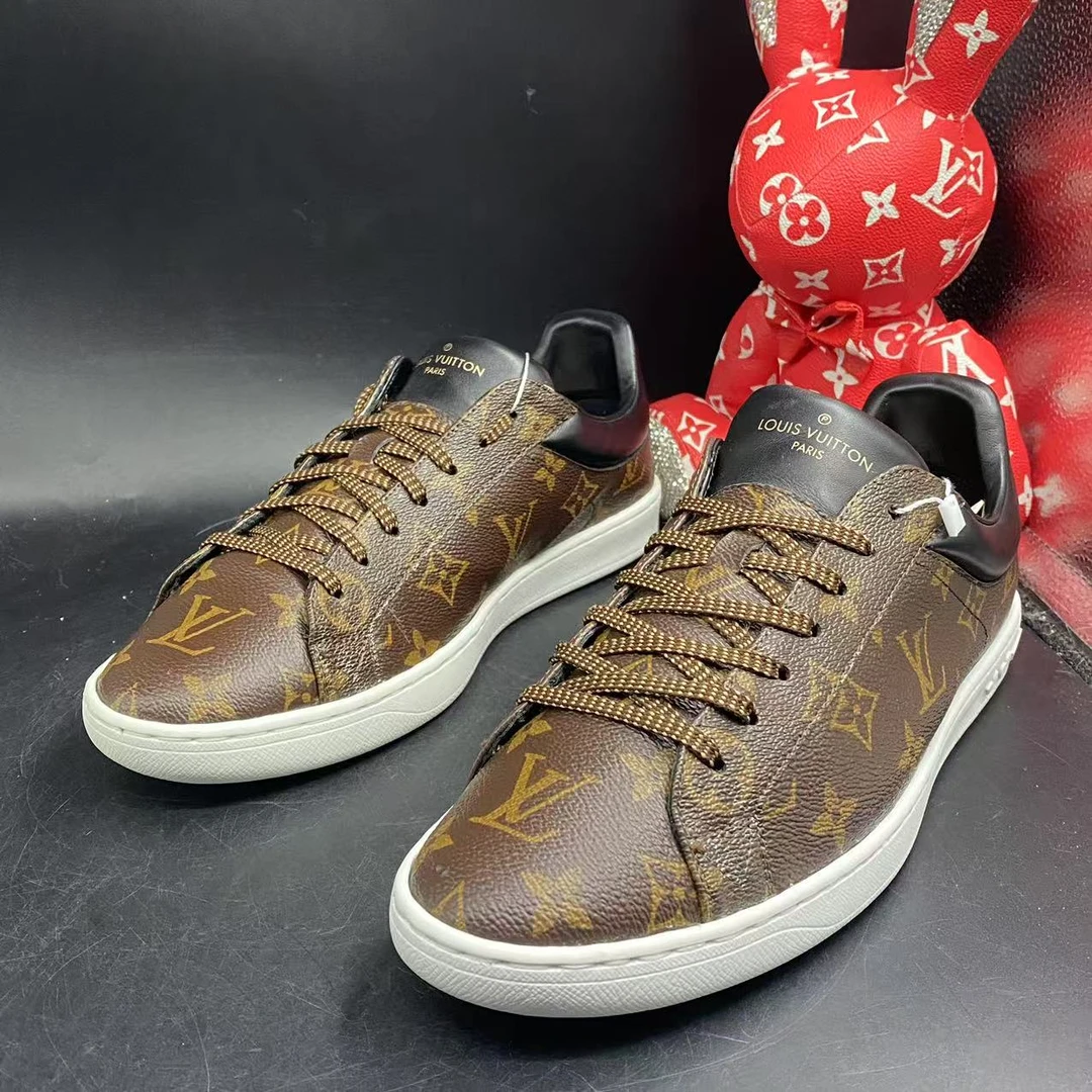 99新 LouisVuitton/路易威登 【聚星优选】黑棕老花板鞋41码ddm1897