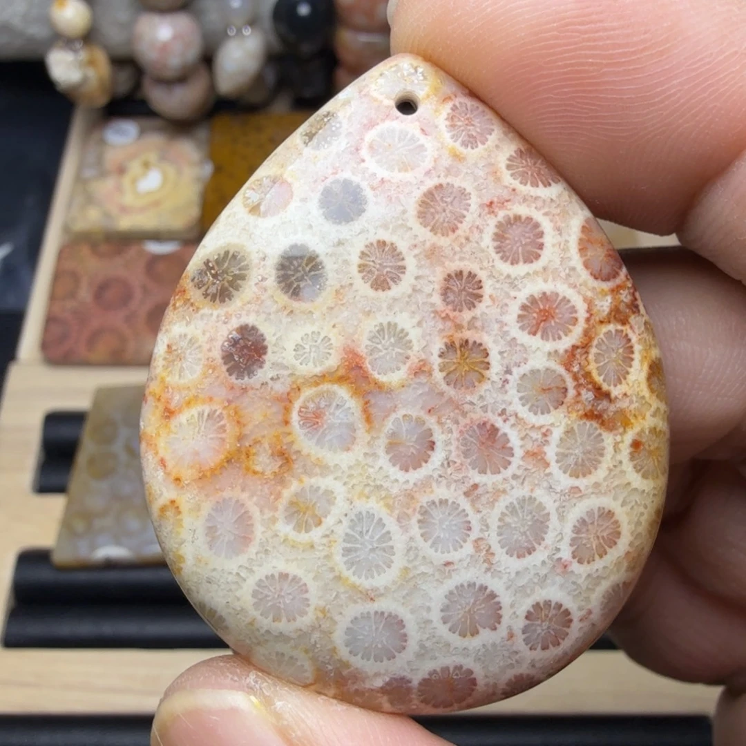 硅化玉未镶嵌纯天然色有机玉石保真色