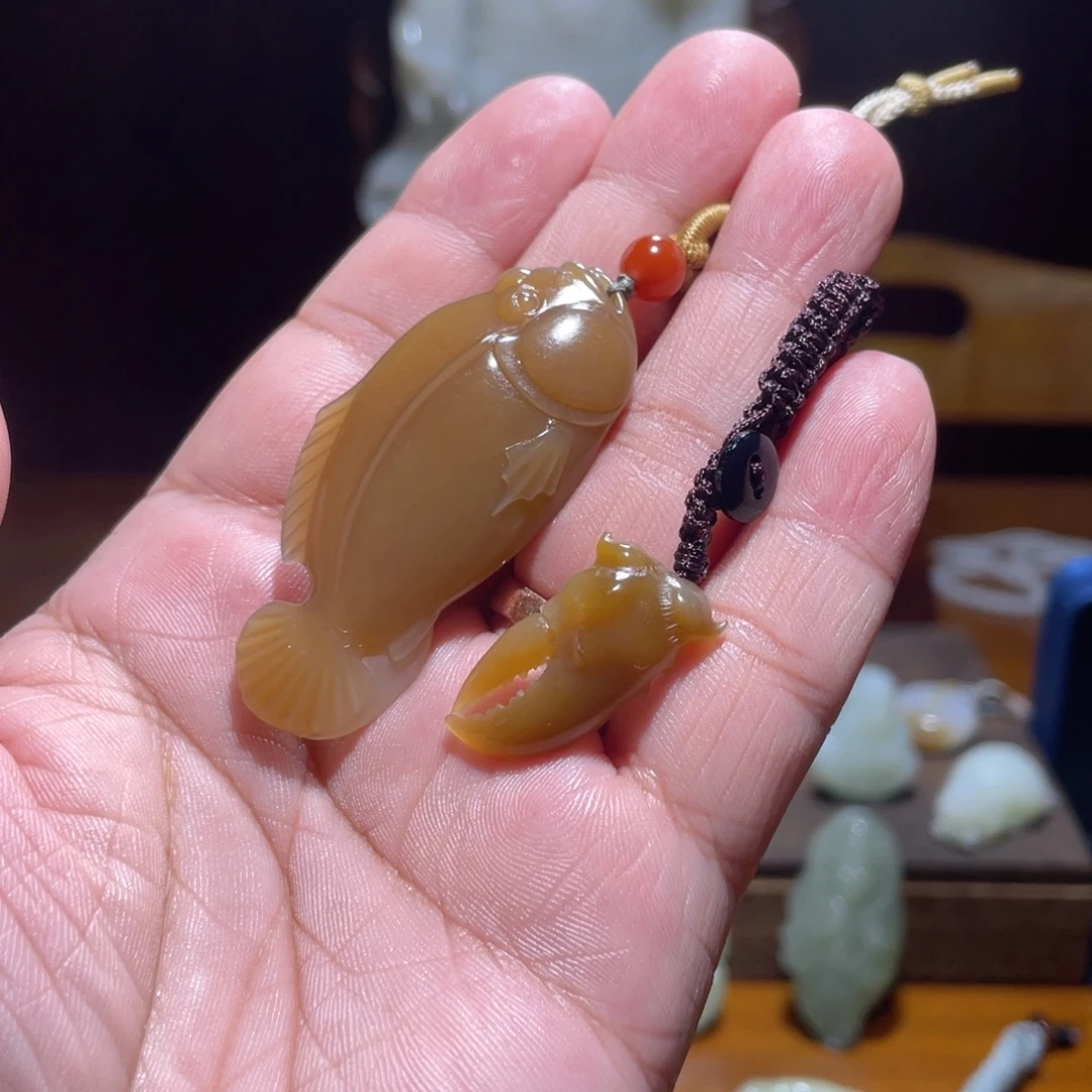 颈饰未镶嵌和田玉