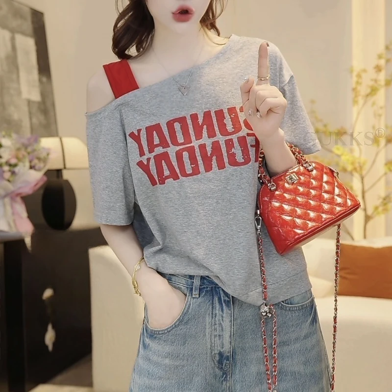 韩系时尚字母印花露肩短袖t恤女夏2025新款百搭洋气减龄斜肩上衣