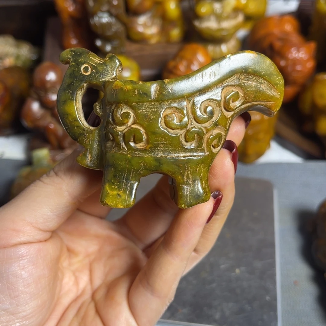 蛇纹石玉合金颈饰