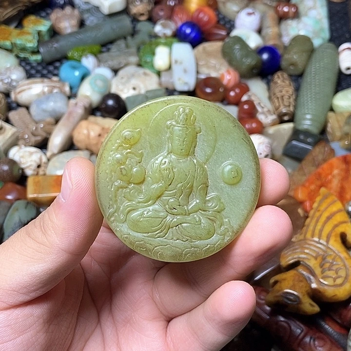 和田玉未镶嵌颈饰99