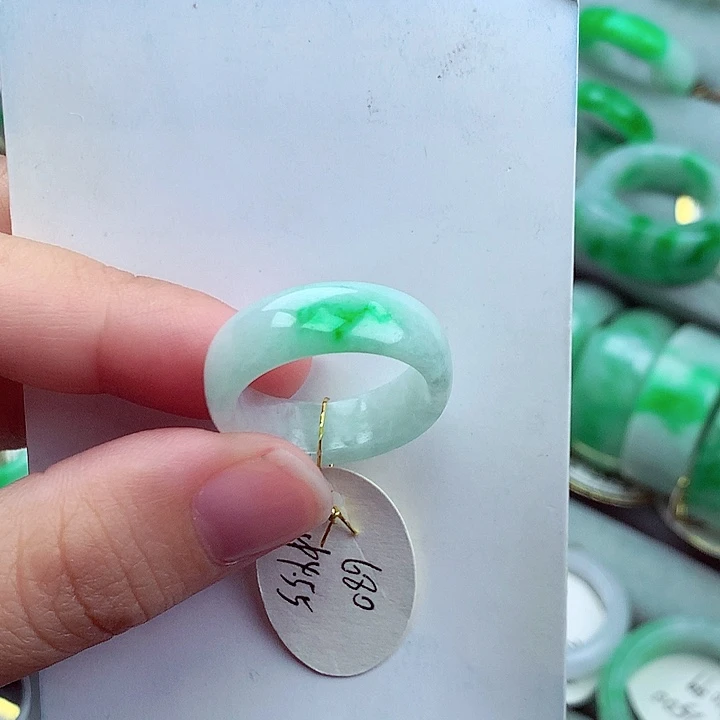 翡翠未镶嵌戒指21号