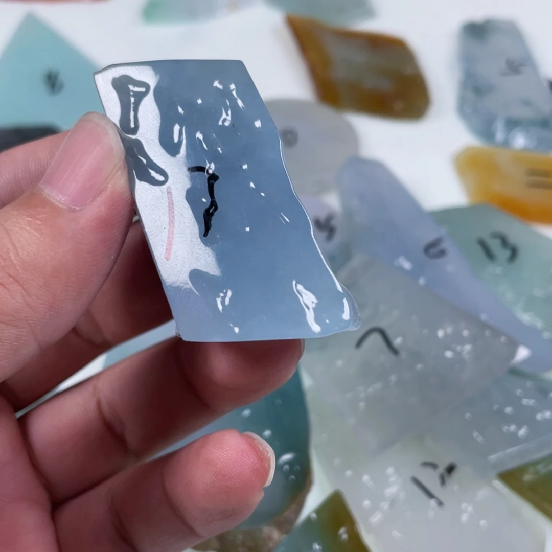 【闪购商品】定制翡翠未镶嵌K***?