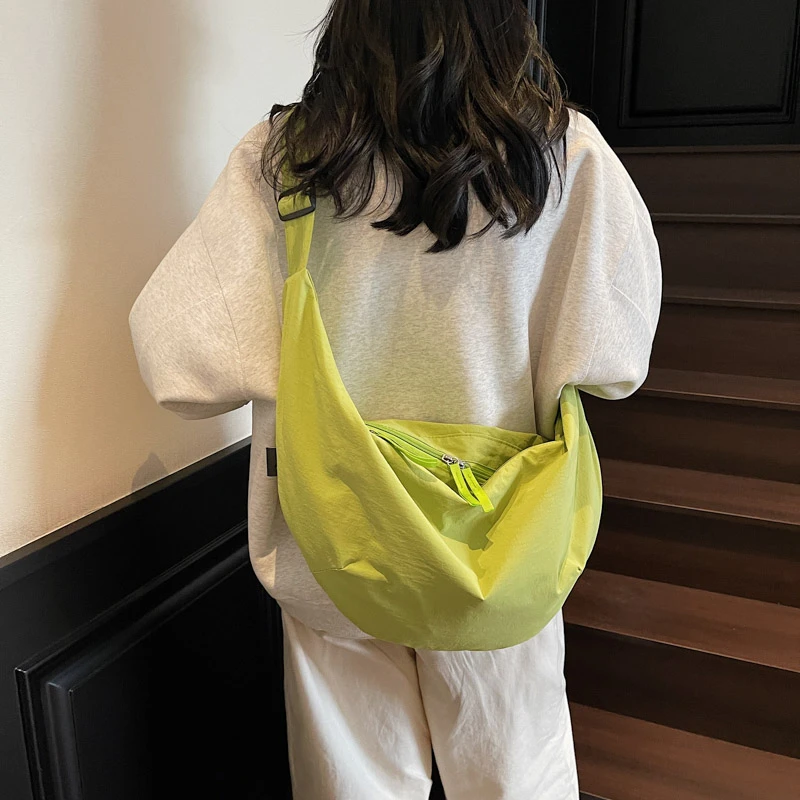 夏天包包女2025新款女式慵懒风超大容量饺子包韩版单肩斜挎包