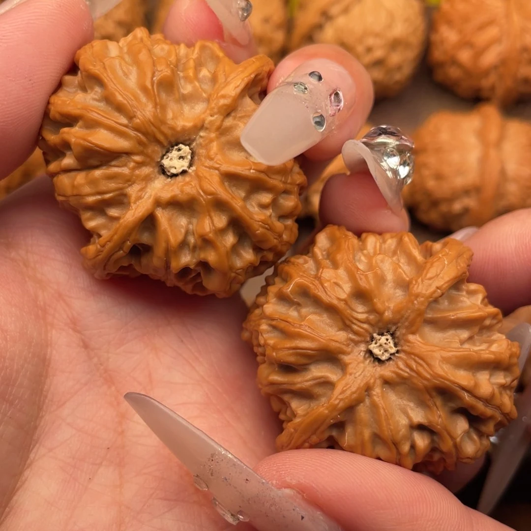 文玩核桃吊坠全品球苹果园42，正十字底