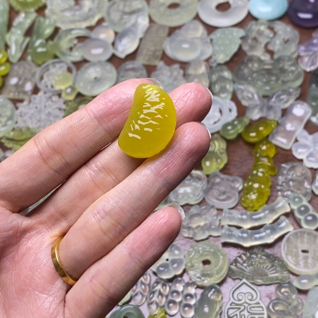 蛇纹石玉合金项链