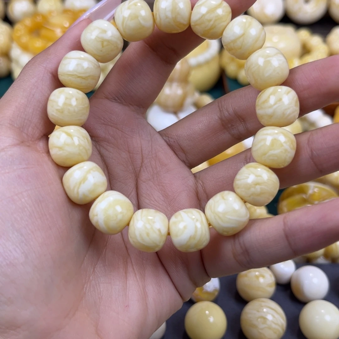 未镶嵌琥珀手串……