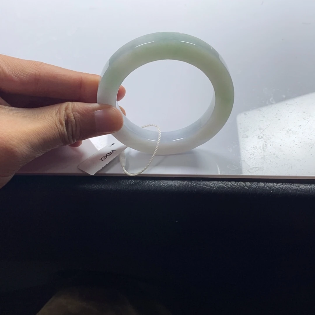 未镶嵌手镯定制翡翠