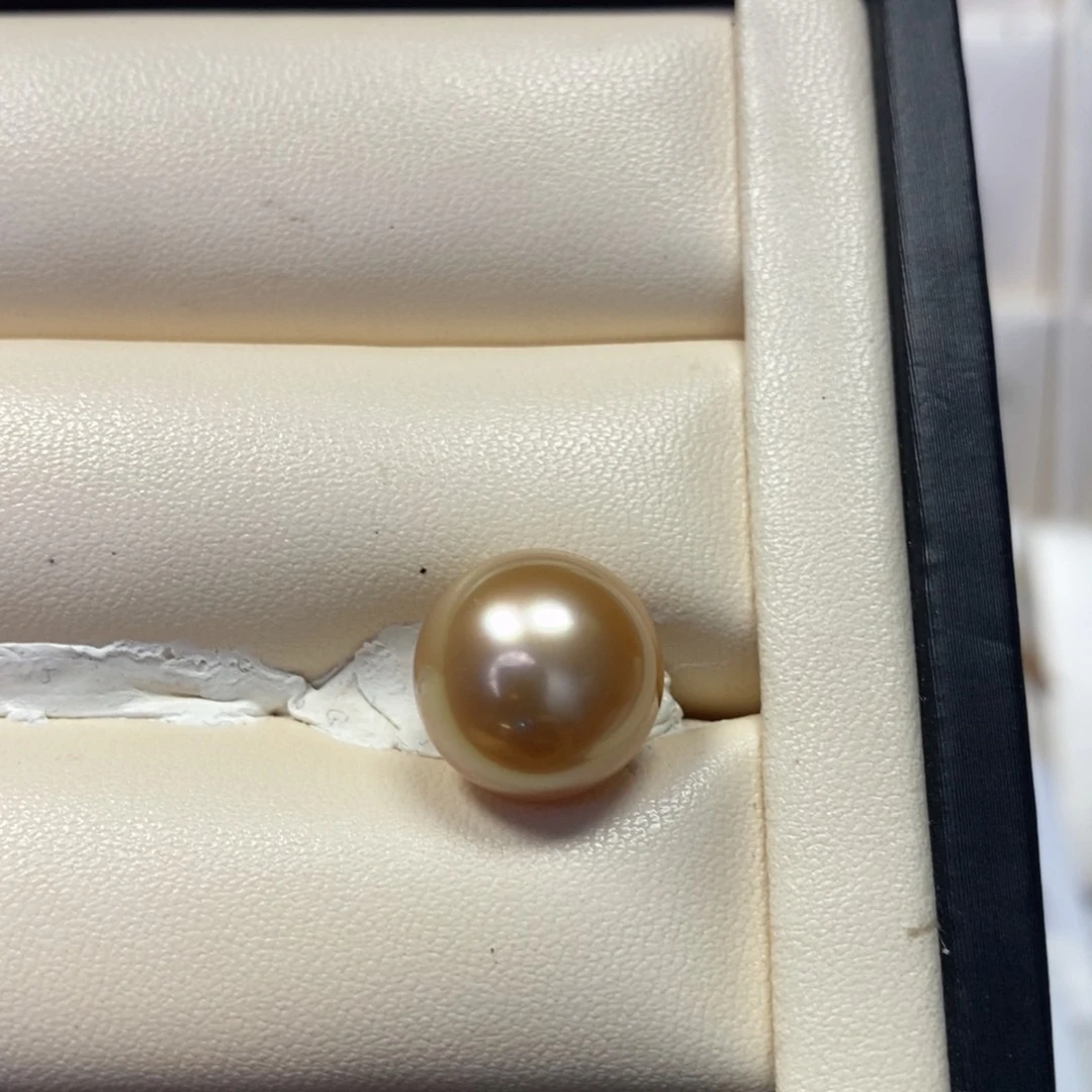 海水珍珠裸珠浓金正圆无瑕镜面强光13.7mm