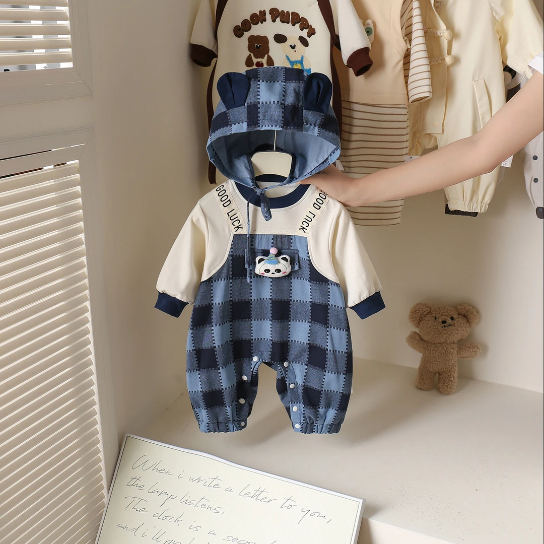 满月百天宝宝秋季衣服长袖卡通超萌婴儿连体衣新生儿假两件哈衣套