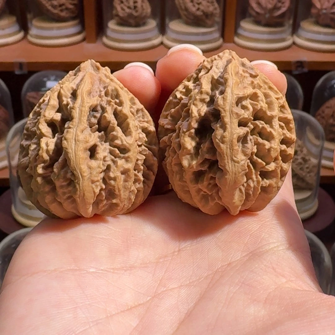 文玩核桃把件白山蚂蚁