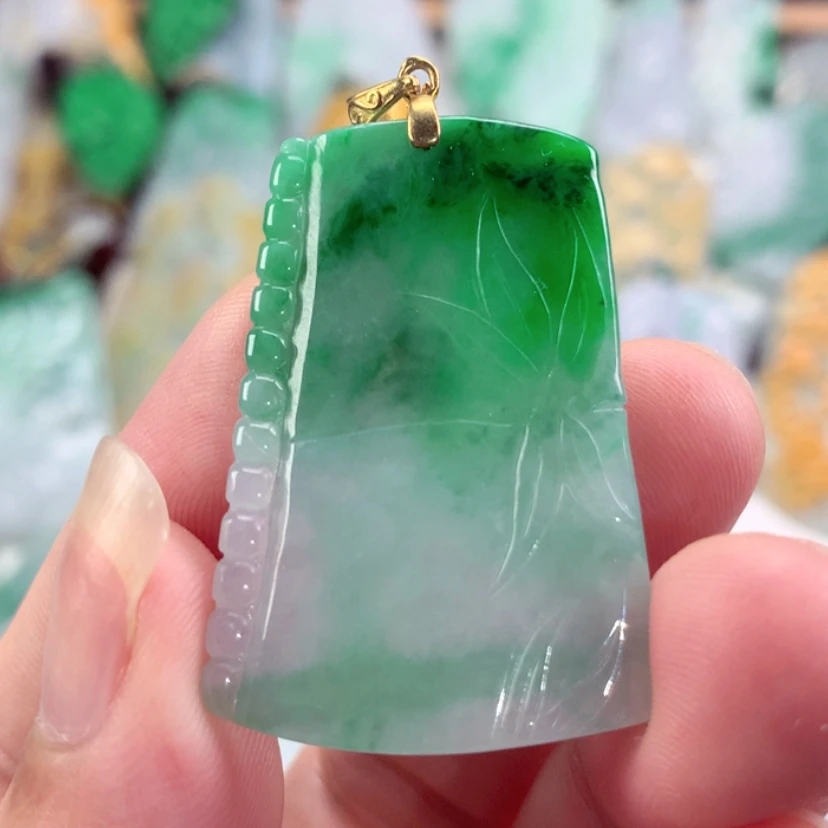 【闪购商品】翡翠未镶嵌吊坠(不含链)